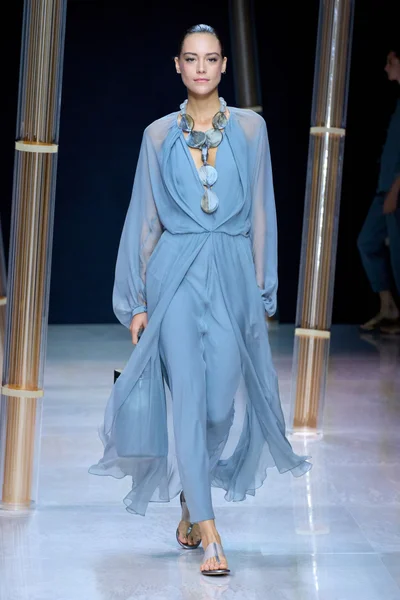 Look 9
